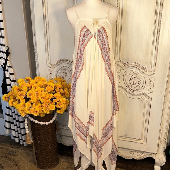 O’Neill Casual Cream and Red Border Print Women's Dress - Picture 2 of 10